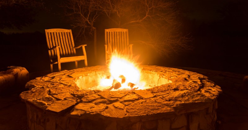 Dream_Yards-_Incredible_Custom_Backyard_Fire_Pits_and_BBQ___s__